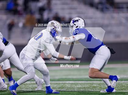 Thumbnail 2 in Leonard @ Gunter (UIL 3A D2 Regional Final) photogallery.