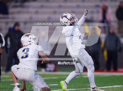 Thumbnail 2 in Leonard @ Gunter (UIL 3A D2 Regional Final) photogallery.