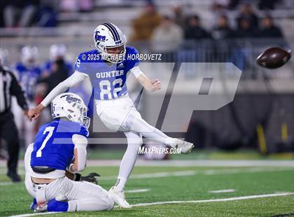 Thumbnail 2 in Leonard @ Gunter (UIL 3A D2 Regional Final) photogallery.