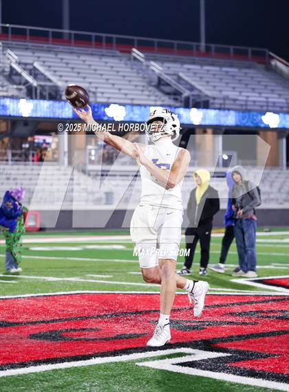 Thumbnail 1 in Leonard @ Gunter (UIL 3A D2 Regional Final) photogallery.