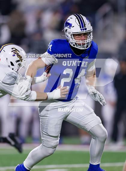 Thumbnail 2 in Leonard @ Gunter (UIL 3A D2 Regional Final) photogallery.