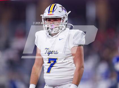 Thumbnail 1 in Leonard @ Gunter (UIL 3A D2 Regional Final) photogallery.