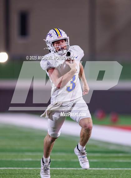 Thumbnail 1 in Leonard @ Gunter (UIL 3A D2 Regional Final) photogallery.