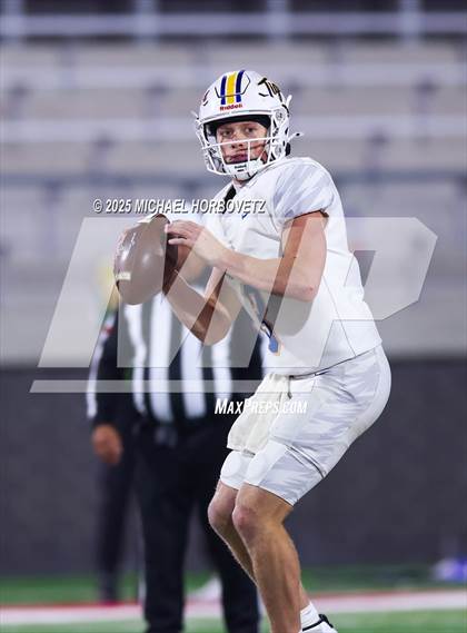 Thumbnail 1 in Leonard @ Gunter (UIL 3A D2 Regional Final) photogallery.