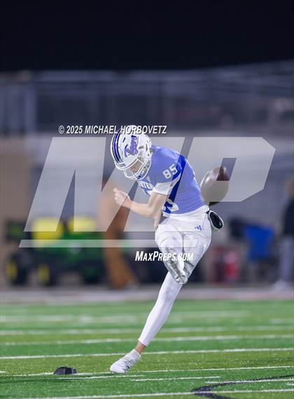 Thumbnail 2 in Leonard @ Gunter (UIL 3A D2 Regional Final) photogallery.
