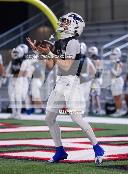 Thumbnail 3 in Leonard @ Gunter (UIL 3A D2 Regional Final) photogallery.