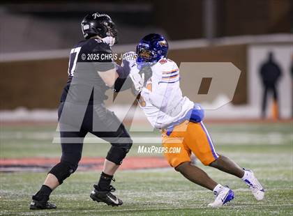 Thumbnail 2 in East St. Louis vs Fenwick (IHSA 6A Finals) photogallery.