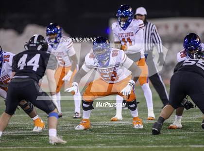 Thumbnail 3 in East St. Louis vs Fenwick (IHSA 6A Finals) photogallery.