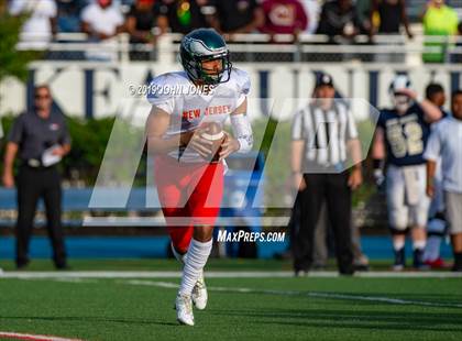 Thumbnail 1 in Phil Simms North vs South All Star Classic photogallery.