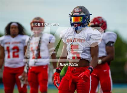 Thumbnail 2 in Phil Simms North vs South All Star Classic photogallery.