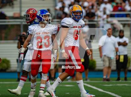 Thumbnail 2 in Phil Simms North vs South All Star Classic photogallery.