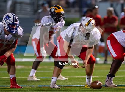 Thumbnail 1 in Phil Simms North vs South All Star Classic photogallery.