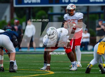 Thumbnail 2 in Phil Simms North vs South All Star Classic photogallery.