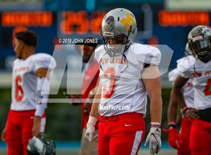 Thumbnail 3 in Phil Simms North vs South All Star Classic photogallery.