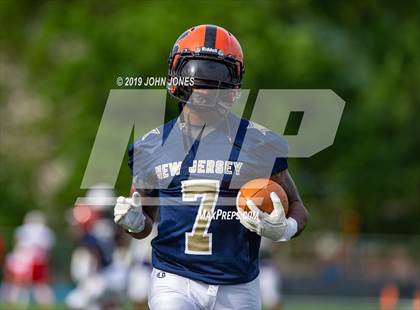Thumbnail 2 in Phil Simms North vs South All Star Classic photogallery.