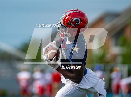 Thumbnail 3 in Phil Simms North vs South All Star Classic photogallery.