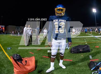Thumbnail 3 in Phil Simms North vs South All Star Classic photogallery.
