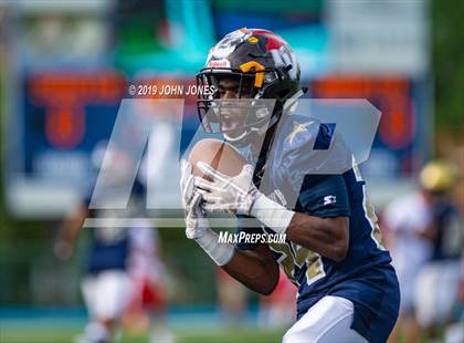 Thumbnail 3 in Phil Simms North vs South All Star Classic photogallery.