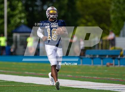 Thumbnail 3 in Phil Simms North vs South All Star Classic photogallery.