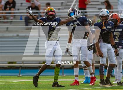 Thumbnail 3 in Phil Simms North vs South All Star Classic photogallery.