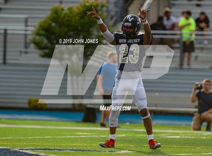 Thumbnail 2 in Phil Simms North vs South All Star Classic photogallery.