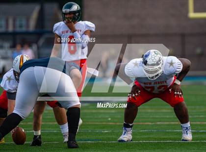 Thumbnail 3 in Phil Simms North vs South All Star Classic photogallery.