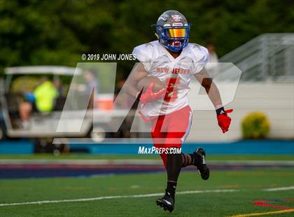 Thumbnail 2 in Phil Simms North vs South All Star Classic photogallery.