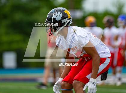 Thumbnail 3 in Phil Simms North vs South All Star Classic photogallery.