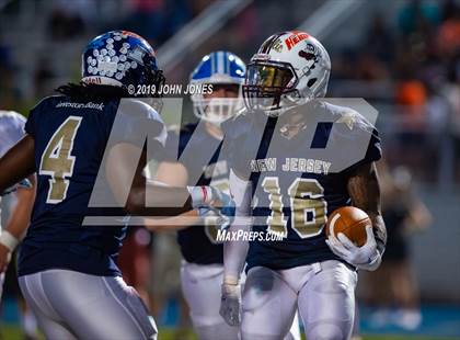 Thumbnail 3 in Phil Simms North vs South All Star Classic photogallery.