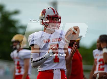 Thumbnail 1 in Phil Simms North vs South All Star Classic photogallery.