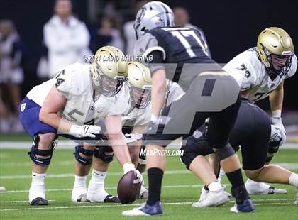 Thumbnail 3 in Dallas Jesuit vs. Guyer (UIL 6A D2 Area Playoff) photogallery.