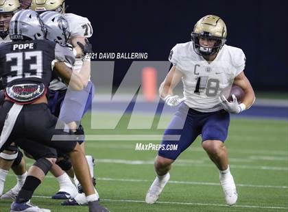 Thumbnail 2 in Dallas Jesuit vs. Guyer (UIL 6A D2 Area Playoff) photogallery.