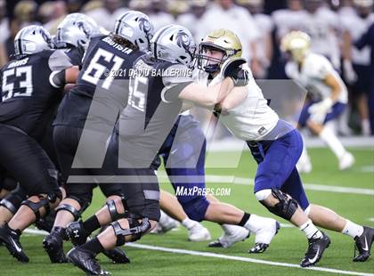 Thumbnail 2 in Dallas Jesuit vs. Guyer (UIL 6A D2 Area Playoff) photogallery.