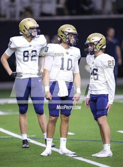 Thumbnail 1 in Dallas Jesuit vs. Guyer (UIL 6A D2 Area Playoff) photogallery.