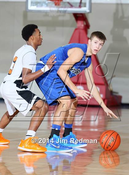 Thumbnail 2 in Hebron vs. Lancaster (McDonald's Texas Invitational) photogallery.