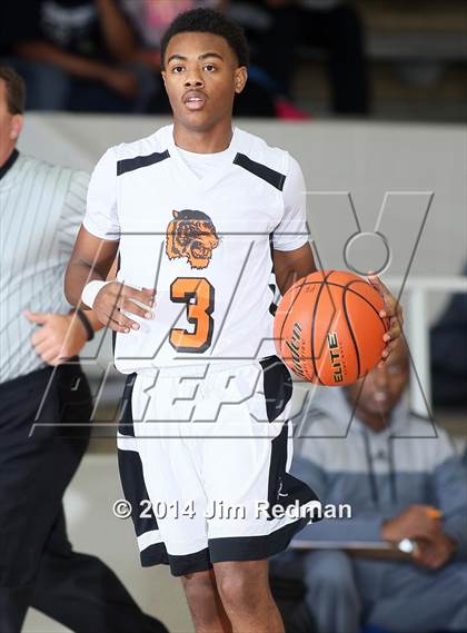 Thumbnail 3 in Hebron vs. Lancaster (McDonald's Texas Invitational) photogallery.