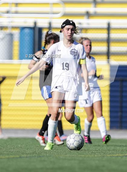 Thumbnail 3 in Webster Thomas vs. Brockport photogallery.