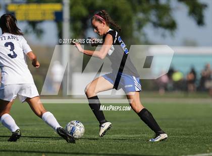 Thumbnail 3 in Webster Thomas vs. Brockport photogallery.