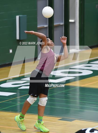 Thumbnail 3 in Sunnyslope vs. Shadow Ridge (JV) photogallery.