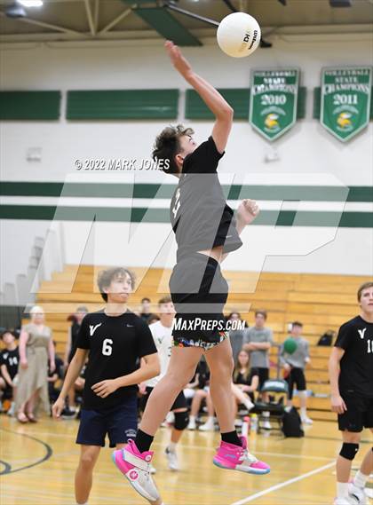 Thumbnail 3 in Sunnyslope vs. Shadow Ridge (JV) photogallery.