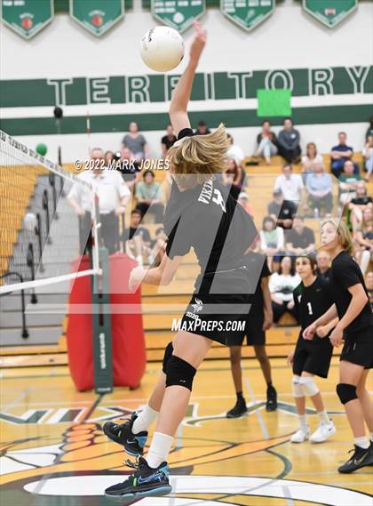 Thumbnail 3 in Sunnyslope vs. Shadow Ridge (JV) photogallery.