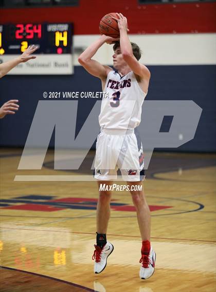 Thumbnail 1 in Navarro @ Wimberley photogallery.