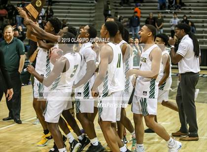 Thumbnail 2 in Klein Forest vs. South Garland (UIL 6A Regional Final) photogallery.