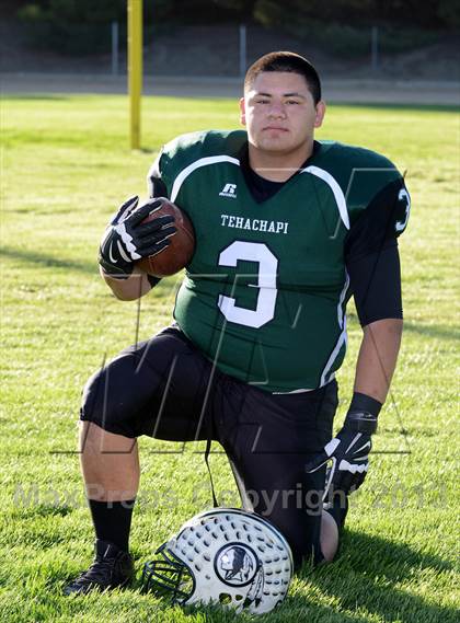 Thumbnail 3 in Tehachapi Varsity Football Team and Individual Portraits photogallery.