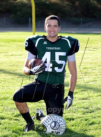 Thumbnail 1 in Tehachapi Varsity Football Team and Individual Portraits photogallery.