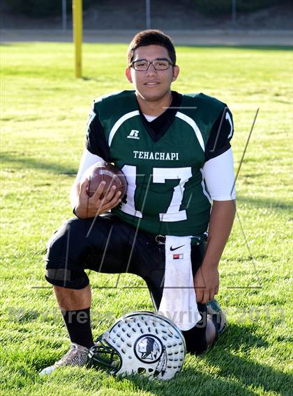 Thumbnail 2 in Tehachapi Varsity Football Team and Individual Portraits photogallery.