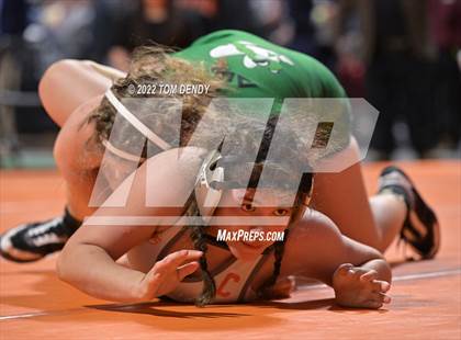 Thumbnail 2 in UIL State Championships - 5A 148lb Final photogallery.
