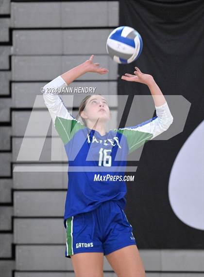 Thumbnail 1 in Xavier College Prep vs. Los Alamitos (Durango Fall Classic) photogallery.