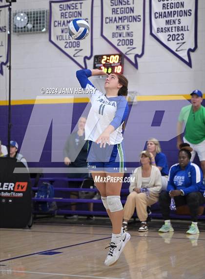 Thumbnail 1 in Xavier College Prep vs. Los Alamitos (Durango Fall Classic) photogallery.