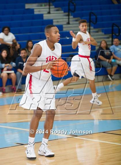 Thumbnail 2 in Channelview vs. Taft (McDonald's Texas Invitational) photogallery.